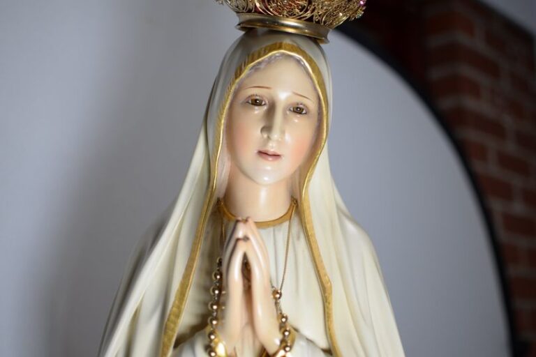 Thanks be to God! Our Lady of Fatima's International Pilgrim Virgin ...