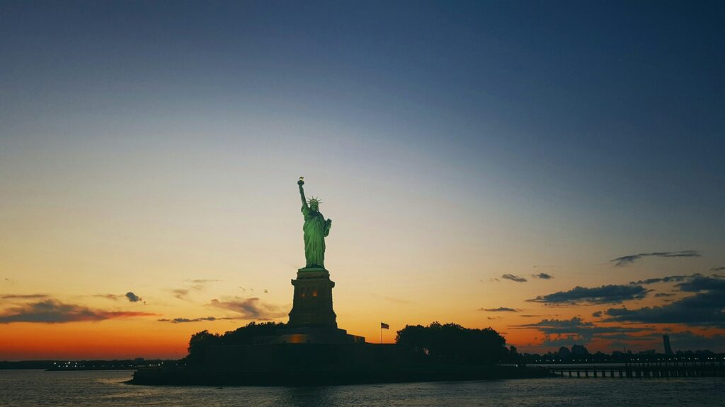 Statue of Liberty Liz Artymko unsplash scaled